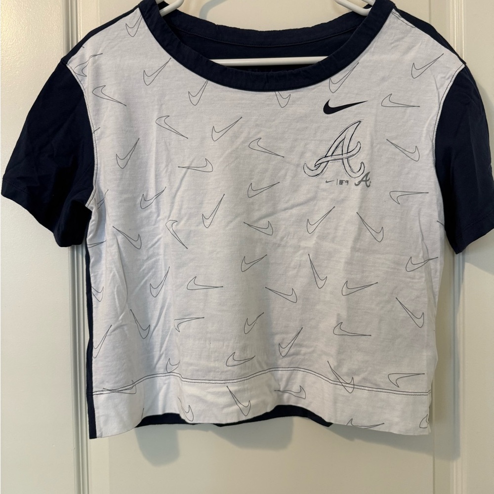 Atlanta Braves: Nike White and Black Cropped T-Shirt